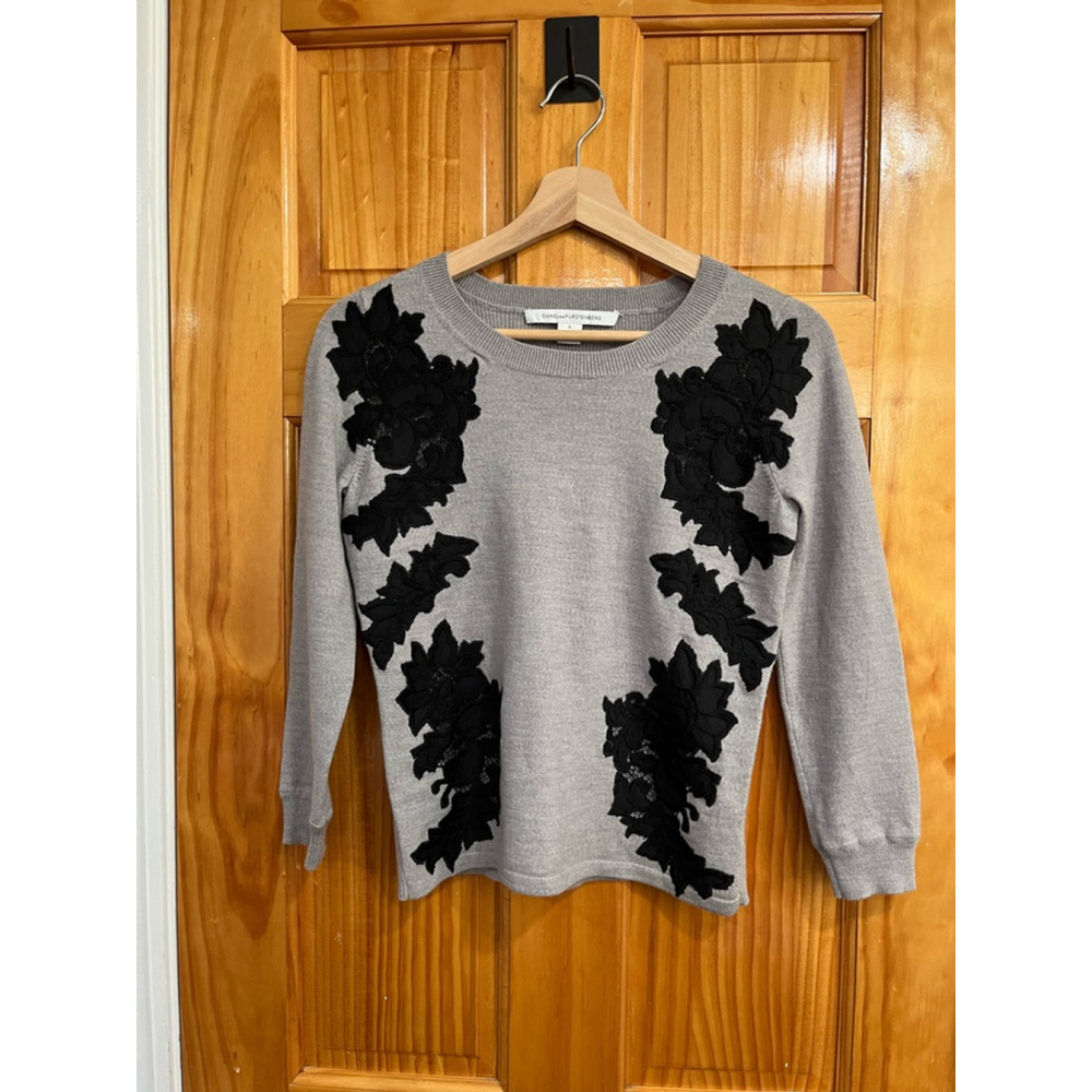 Diane Von Furstenberg Doreen Wool Blend Floral Applique Sweater Size Small